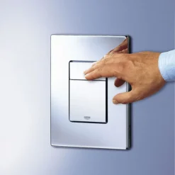 Grohe Skate Cosmopolitan WC Wall Flush Plate -Bathroom Accessories 38732000 d2