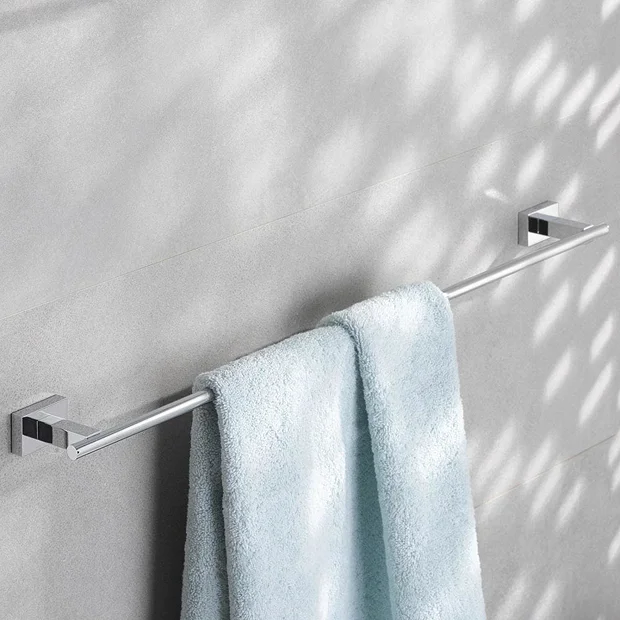 Grohe Essentials Cube 600mm Towel Rail 1 Grohe Essentials Cube 600mm Towel Rail