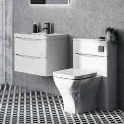 Arezzo Concealed WC Cistern Incl. Matt Black Square Flush Plate
