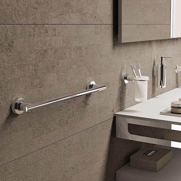 Venice Chrome 790mm Towel Rail 1 Venice Chrome 790mm Towel Rail